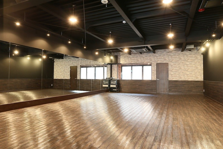 Studio 1F