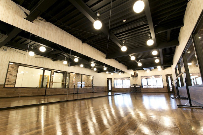 Studio 1F
